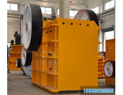 新疆顎式碎石機(jī)/PEX顎式破碎機(jī)/顎式破碎機(jī)廠家